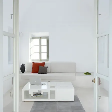 Fabrica Santorini Pýrgos