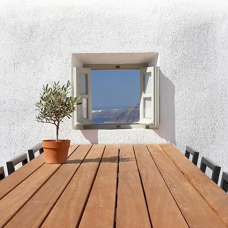 Fabrica Santorini Pýrgos