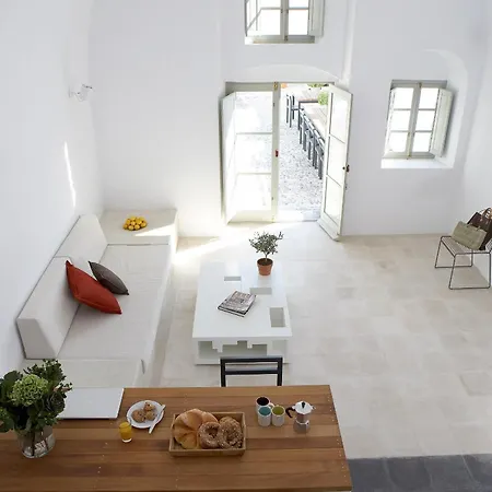 Fabrica Santorini Villa Pyrgos Kallistis