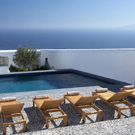 Fabrica Santorini * Pyrgos Kallistis