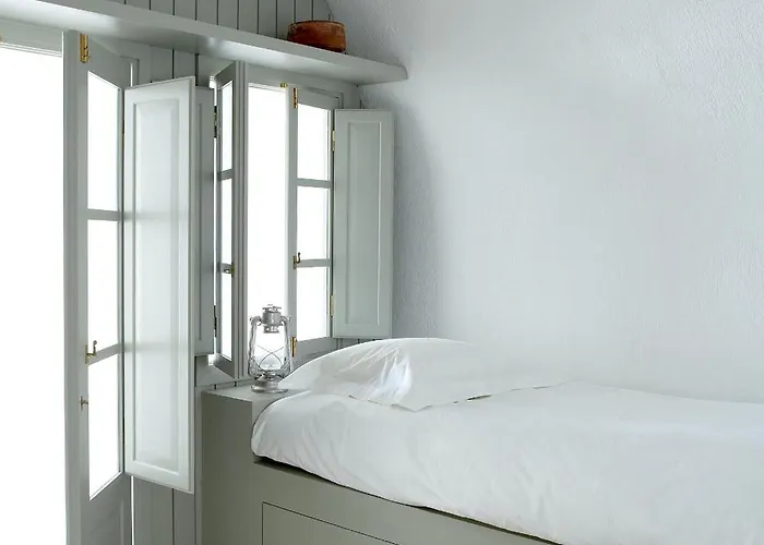 Villa Fabrica Santorini Pýrgos