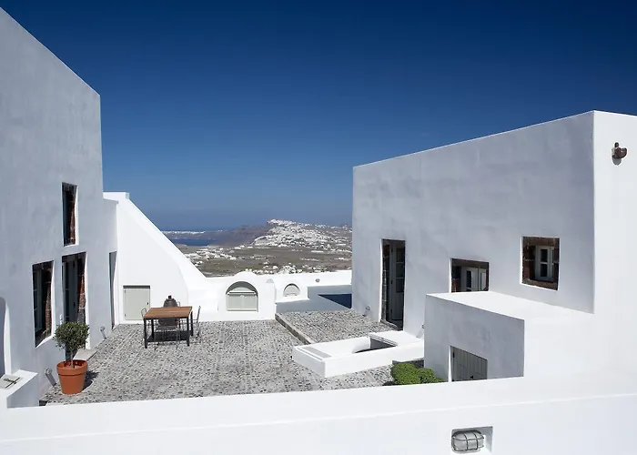 Fabrica Santorini Villa Pýrgos